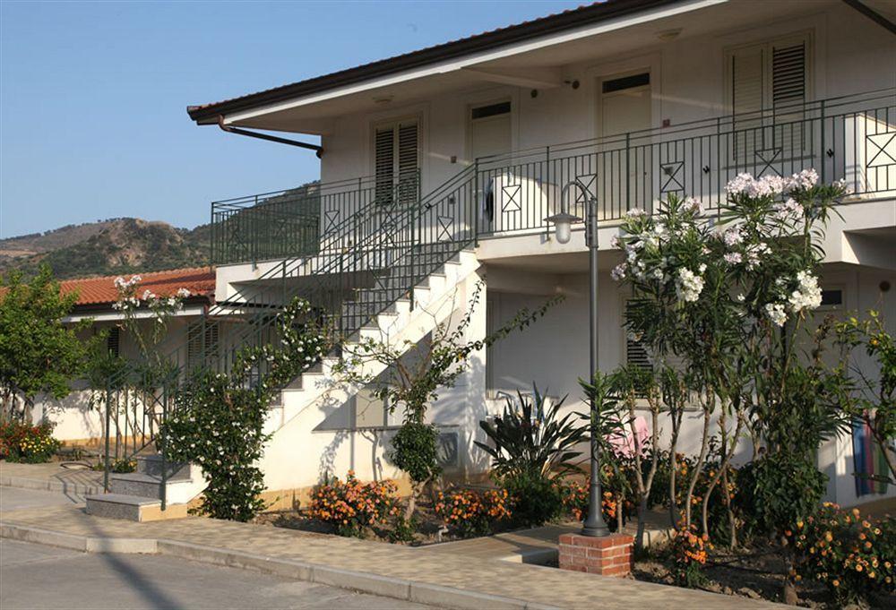 Medimare Residence Club Patti Esterno foto