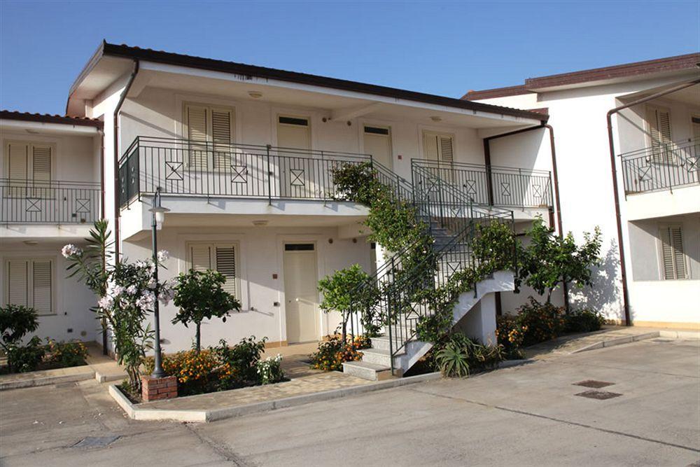 Medimare Residence Club Patti Esterno foto